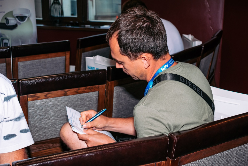 DSC_0030.jpg DSC_0030.jpg