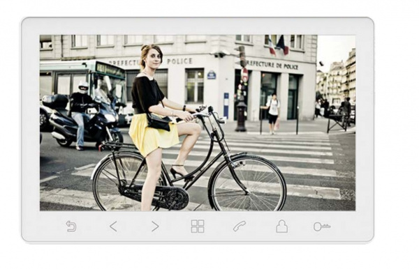 Amelie HD SE Slim (White) XL Монитор цветного видеодомофона Фото Amelie HD SE Slim (White) XL Монитор цветного видеодомофона Фото